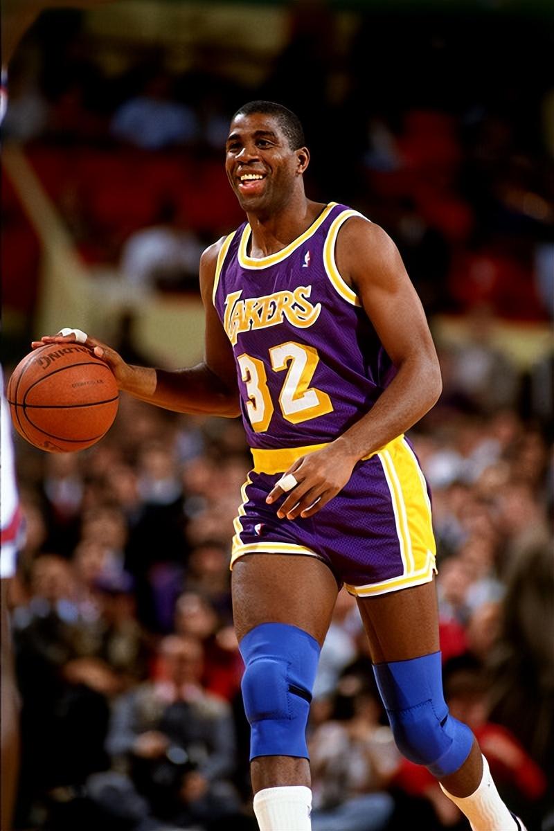 关于洛杉矶湖人内部会议纪要流出:转会期回应争议;NBA总决赛使命明确;临场指挥获称赞的信息-开云体育app